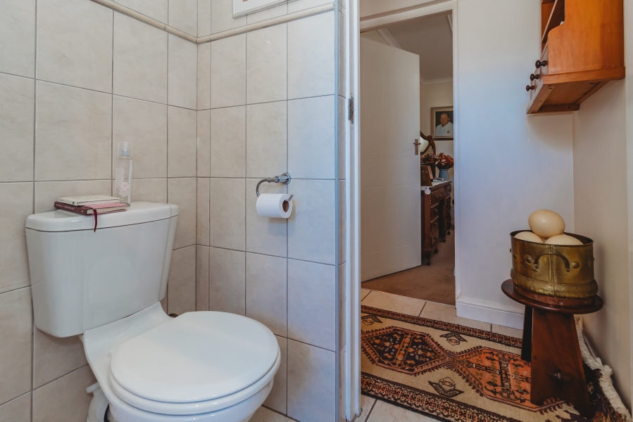3 Bedroom Property for Sale in Kerriwood Hill Western Cape